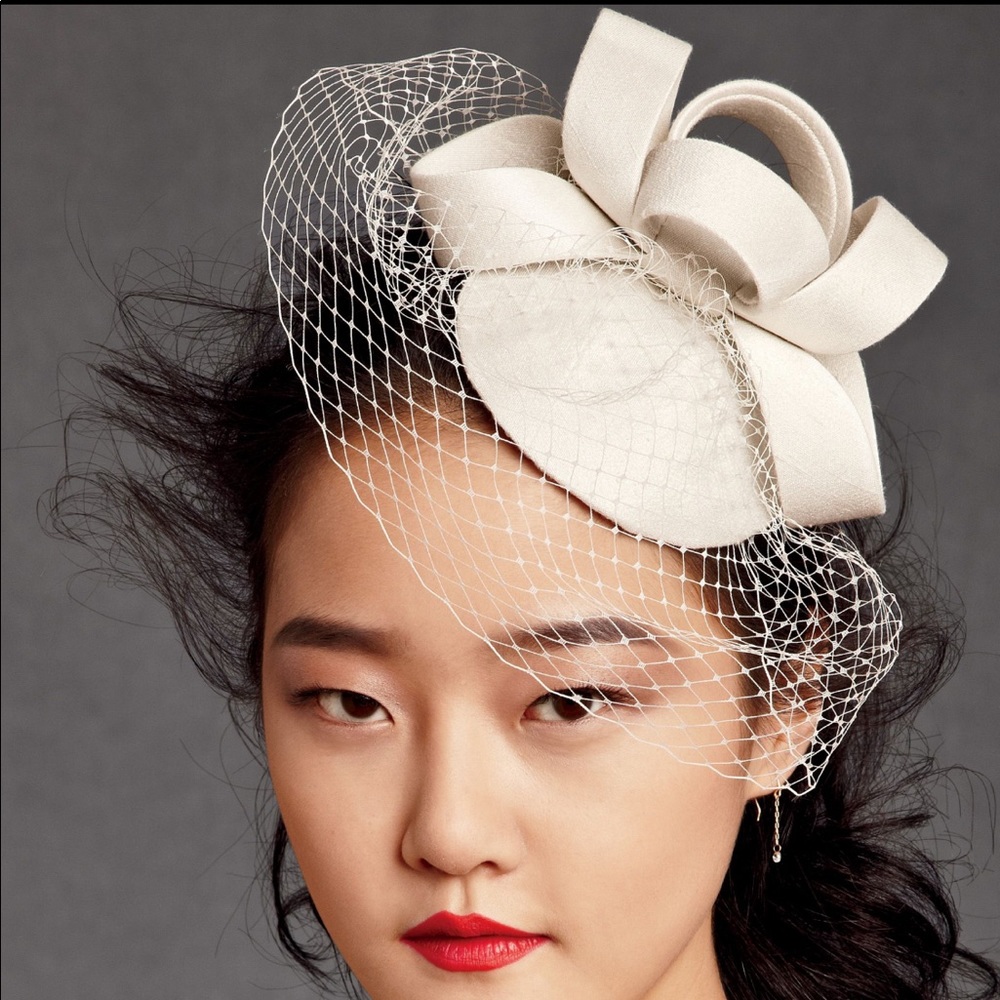 BHLDN Silk Coil Hat - Fascinator Wedding Veil - Ivory